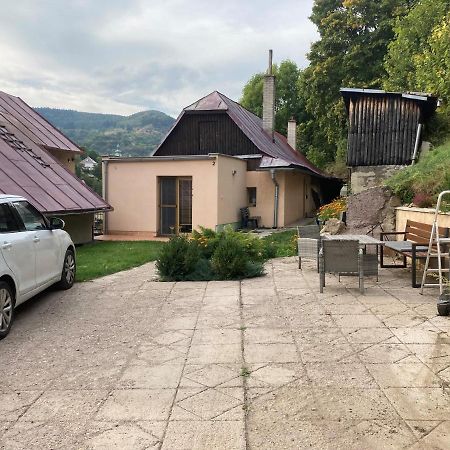 Appartamento Apartmán Panoráma Banská Štiavnica Esterno foto