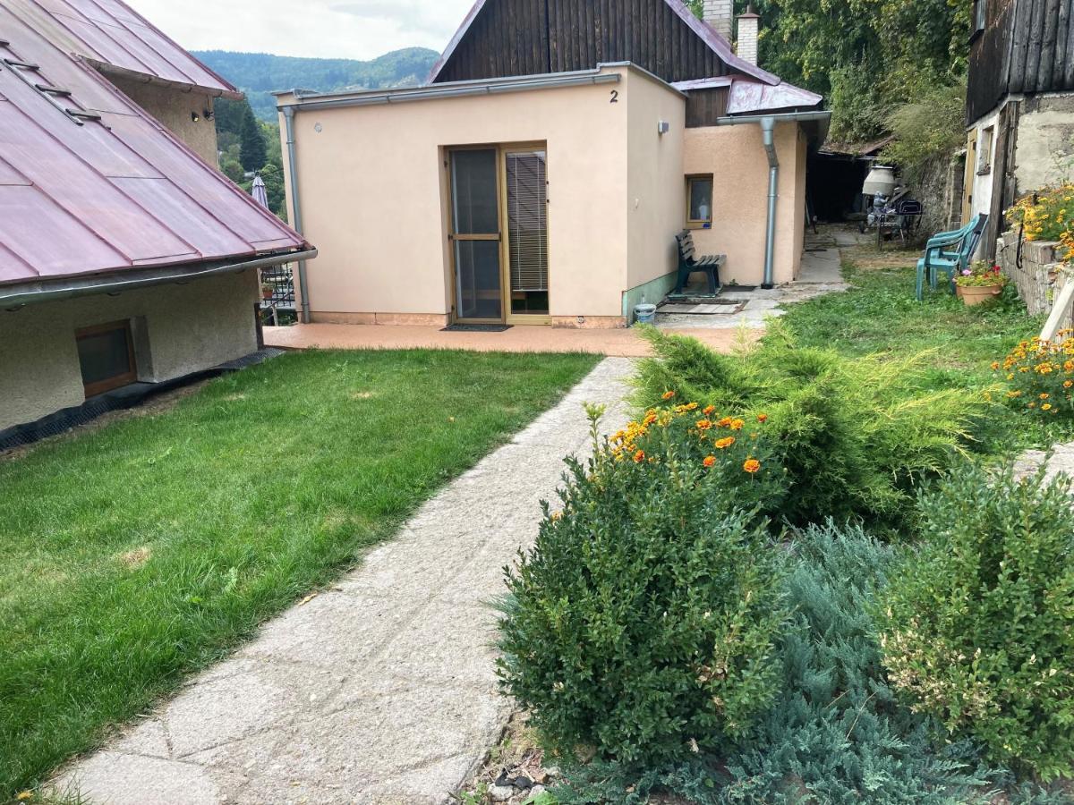 Appartamento Apartmán Panoráma Banská Štiavnica Esterno foto