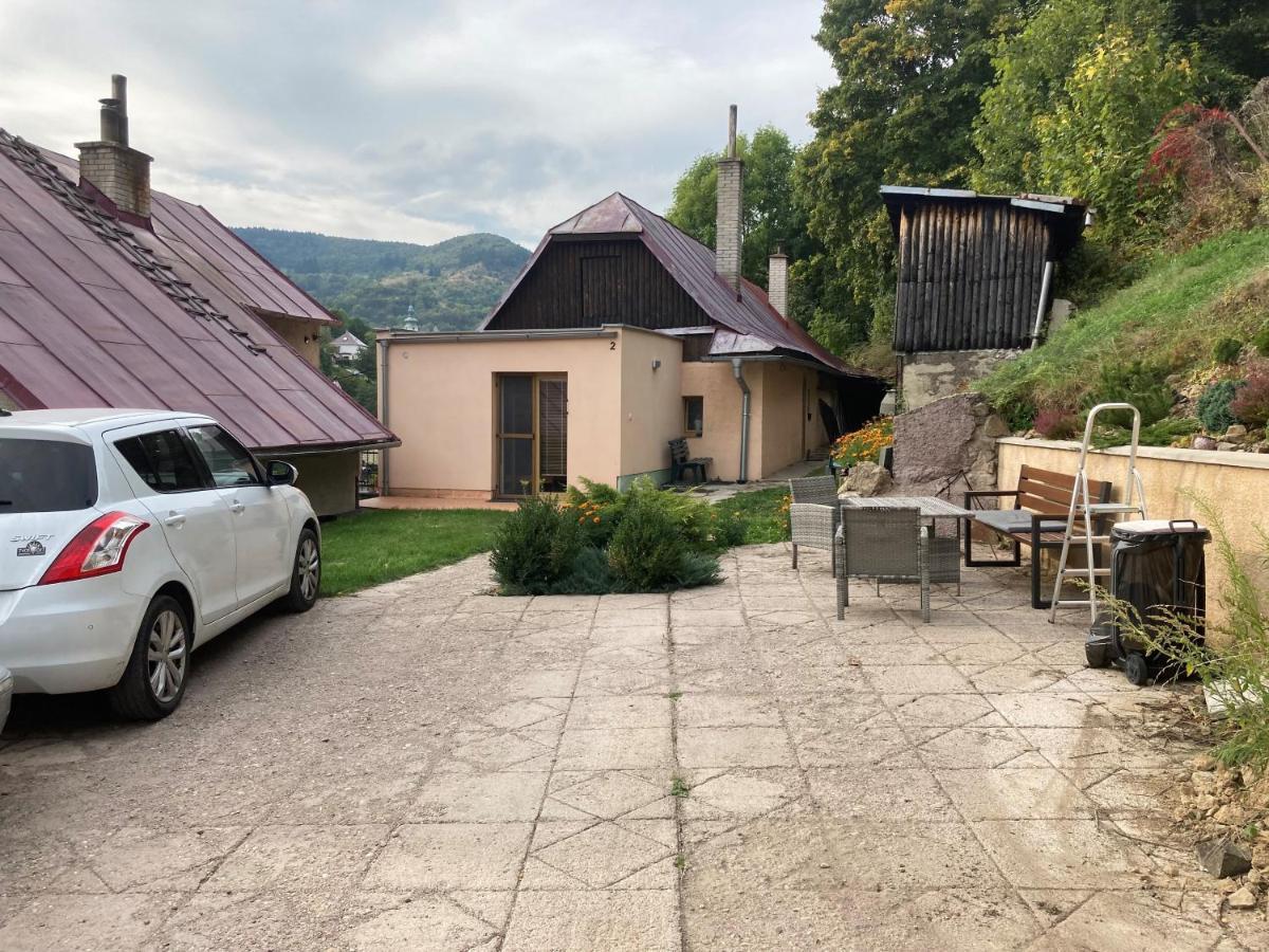 Appartamento Apartmán Panoráma Banská Štiavnica Esterno foto