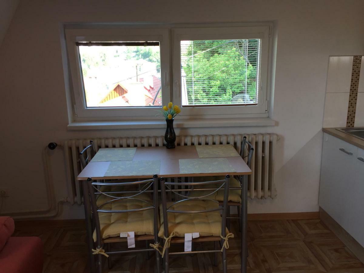 Appartamento Apartmán Panoráma Banská Štiavnica Esterno foto