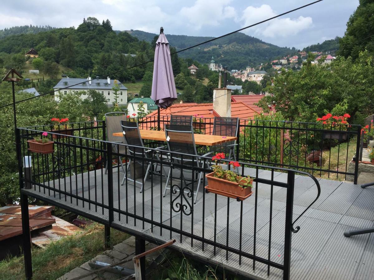 Appartamento Apartmán Panoráma Banská Štiavnica Esterno foto